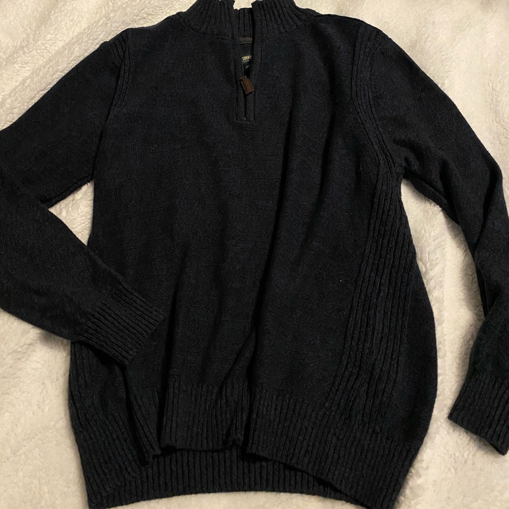 Sweater - Picture 2 of 2
